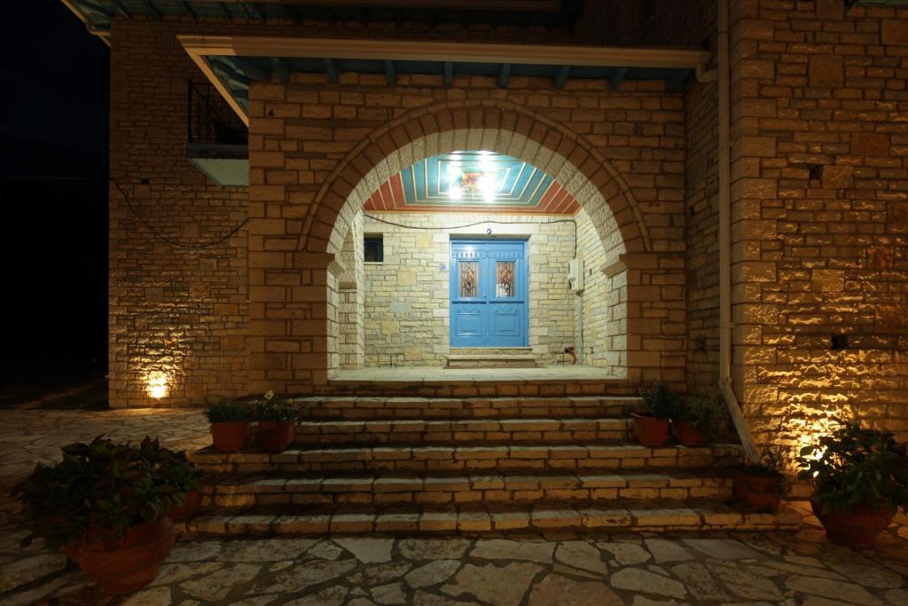 Hotel Ladias مونوديندري المظهر الخارجي الصورة