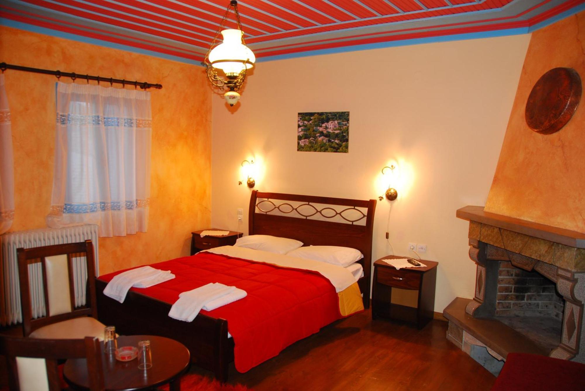Hotel Ladias مونوديندري المظهر الخارجي الصورة